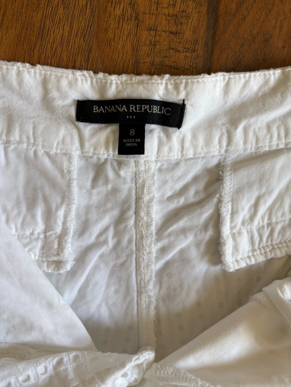 Banana Republic Shorts Bundle Sz 8 Textured Mint + White Eyelet Tailored Shorts - Picture 10 of 12